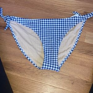 Old navy checker bathing suit bottoms